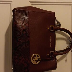 Micheal Kors Sm Satchel handbag